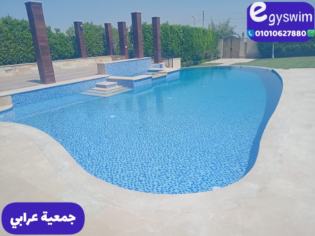 private swimming pool overflow